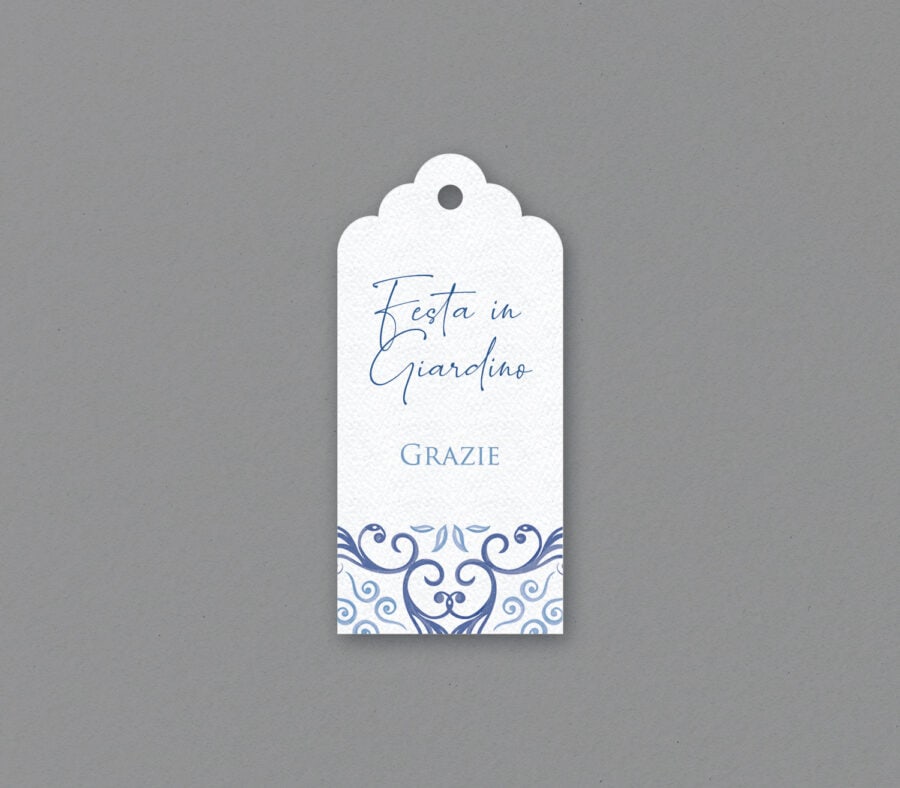 Etichetta con cordoncino