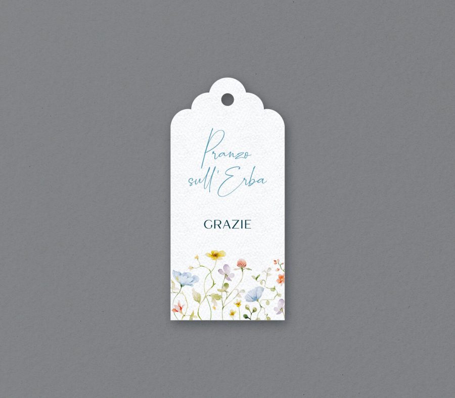 Etichetta con cordoncino